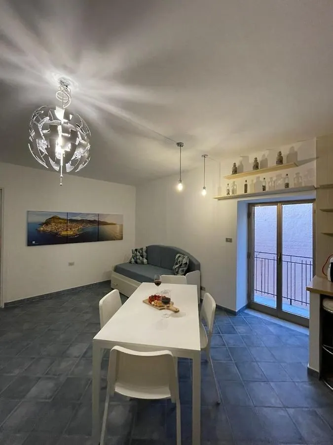 Al Cortile Apartment Cefalu